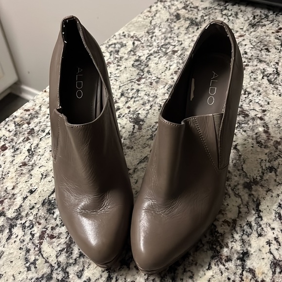 Gray Aldo Booties - Picture 2 of 5